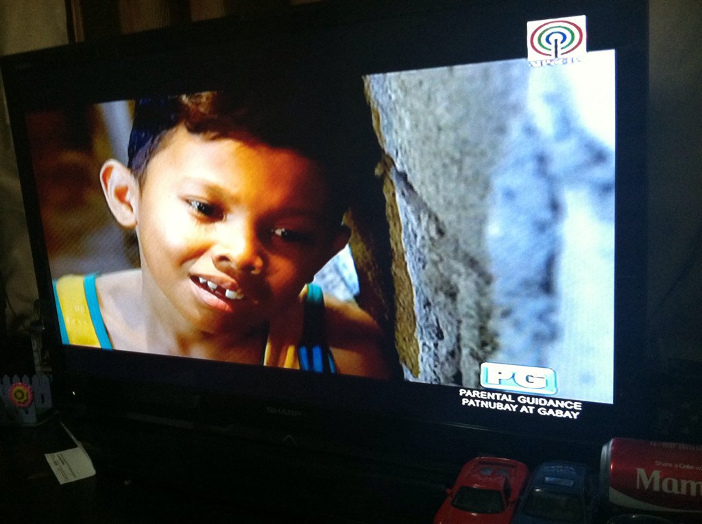 bitesthereality's tweet photo. Naka lutang Ka na naman makmak hahaha #FPJAPMagtatangka https://t.co/AFsaIafS2M