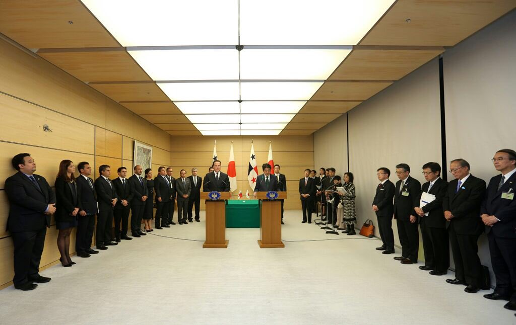 JC_Varela's tweet image. Ratificamos el compromiso del Gobierno de Panamá con la transparencia de nuestro sistema financiero.