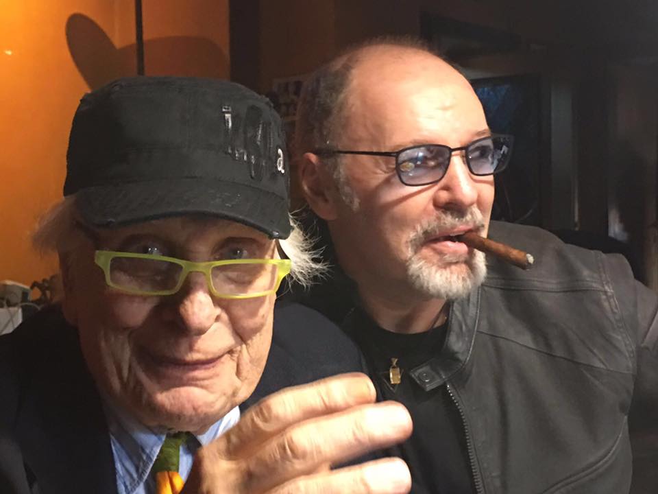 vascorossi's tweet image. Siamo solo noi ... Che non abbiamo vita regolare... Che non ci sappiamo limitare !!!