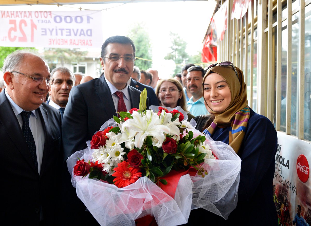 bulenttufenkci's tweet photo. bizi büyük bir heyecanla karşılayan AK Parti #Edirne İl teşkilatına teşekkür ederim. https://t.co/0ryRZV2acf