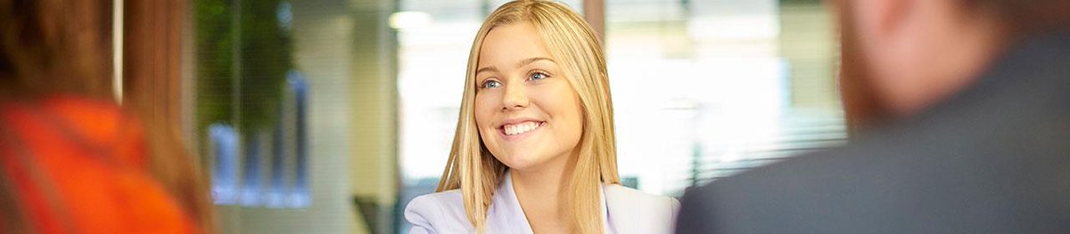 #Estrategia #Pros y #contras de '#buscartrabajo de lo que haya' orientacion-laboral.infojobs.net/trabajar-de-lo…  <a href="/InfoJobs/">InfoJobs</a> <a href="/TheBraveLiving/">The Braveliving</a>