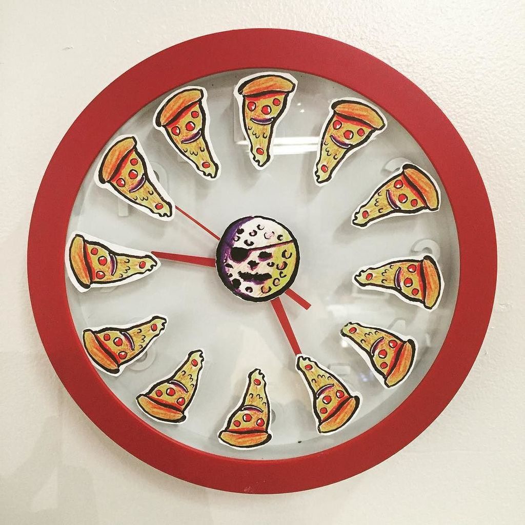 pizzayeahyeah's tweet image. YR DAILY #PIZZA DELIVERY via scottiespizzaparlor (IG) #pizzaislife