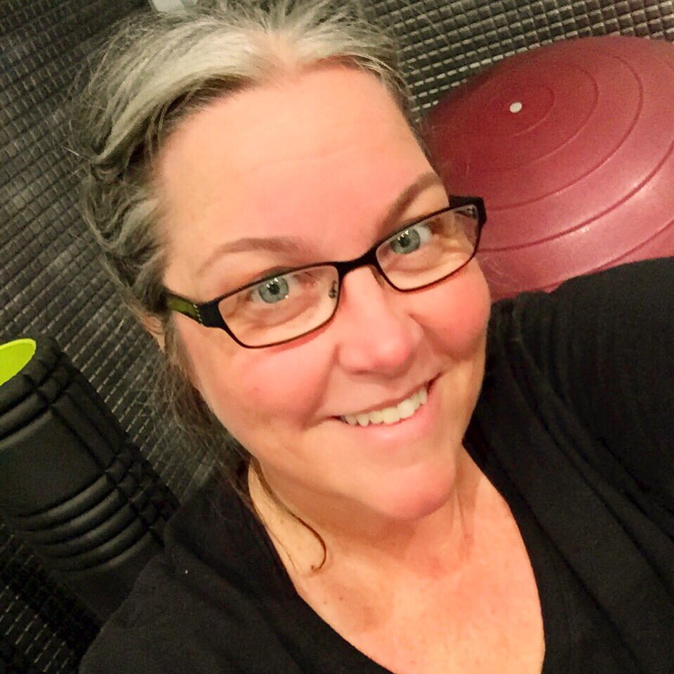 with_yvonne's tweet photo. Getting in some #yoga ! Trying to find some balance...Ha...haha!! Namaste #ahealthierme #withyvonne #yogadisaster https://t.co/pXV9JUg2ii