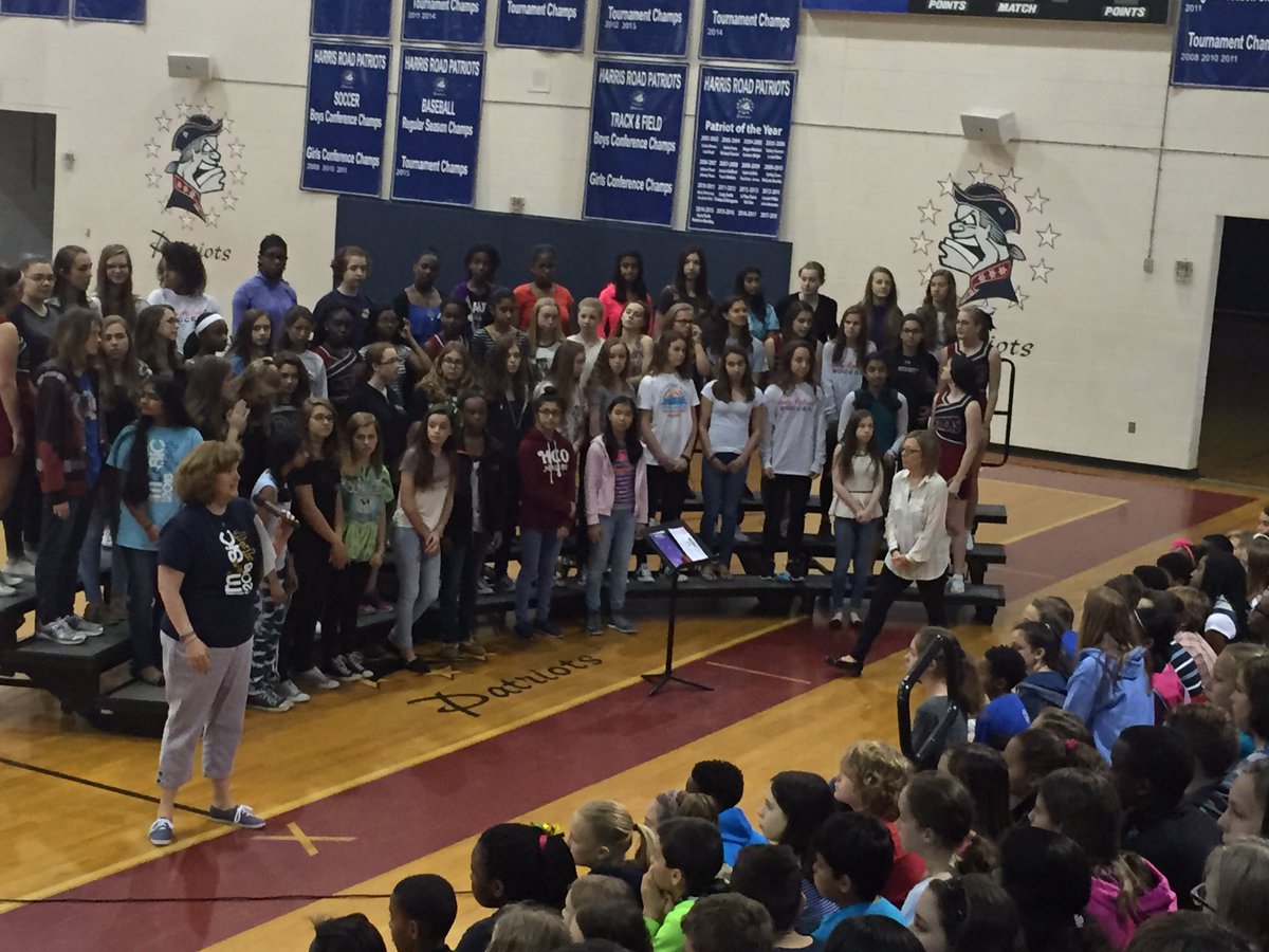 hrmspatriot's tweet photo. Harris Road welcoming the next class of Patriots from Odell Elementary this morning. https://t.co/LnpynajLVH