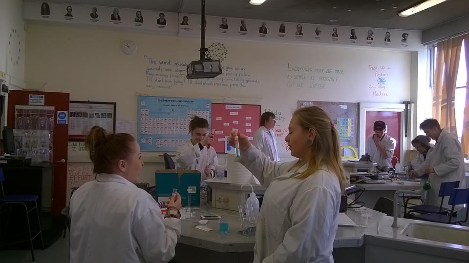 forensicsbc's tweet image. Another fun day in forensic science #lovescience @bridgendcollege @j5dvs