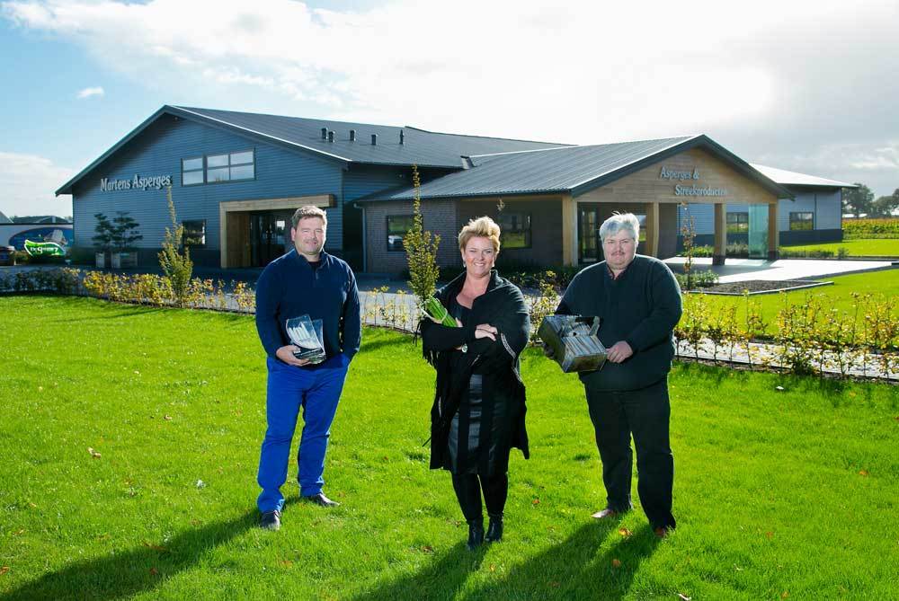 NU de eerste heerlijke bronverse Martens Asperges uit #Tienray bestelbaar #streekproduct buff.ly/23JK7RB