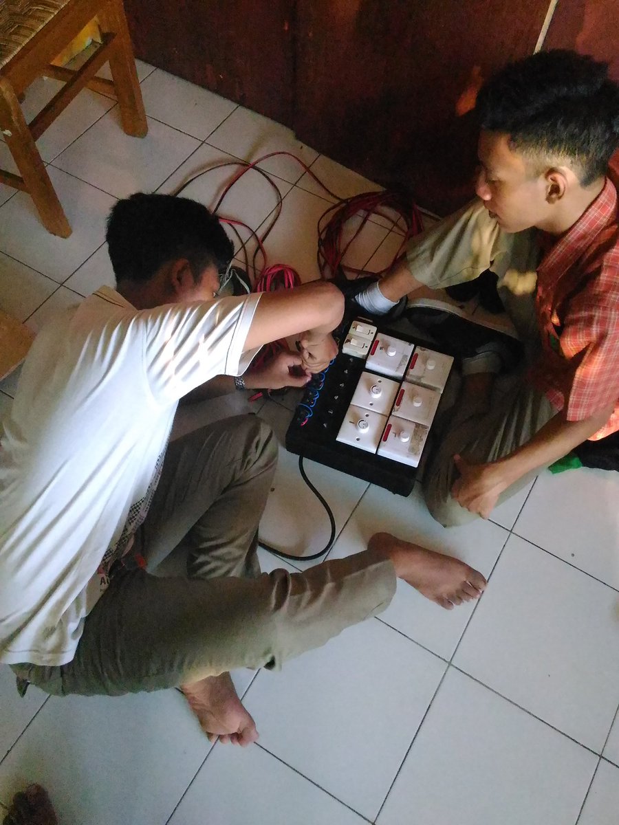 Jadi Kuli Listrik dulu