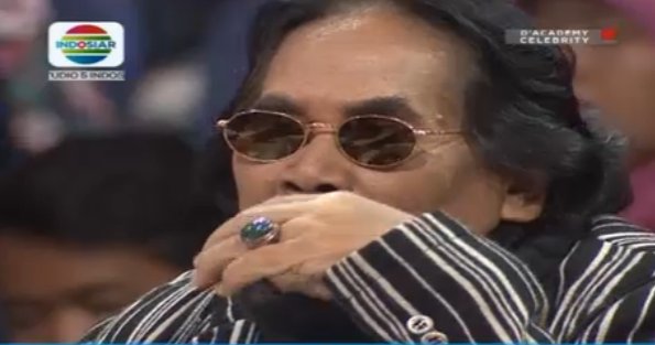 Ayah Jaja Miharja bilang, <a href="/rafaell_16/">Raphael</a> ganteng, suara bagus, penampilan oke! #DAcademyCeleb