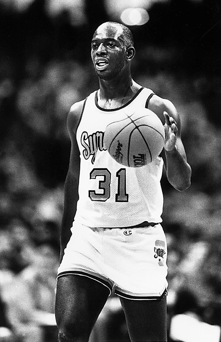 Former Syracuse basketball great Dwayne "Pearl" Washington has died after battling a brain tumor. He was 52.