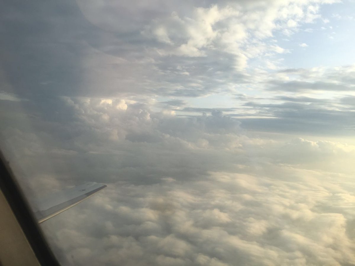 Quantum_Charter's tweet photo. Hawker 800 on the climb out of #Kinshasa https://t.co/qZLunDhI5k