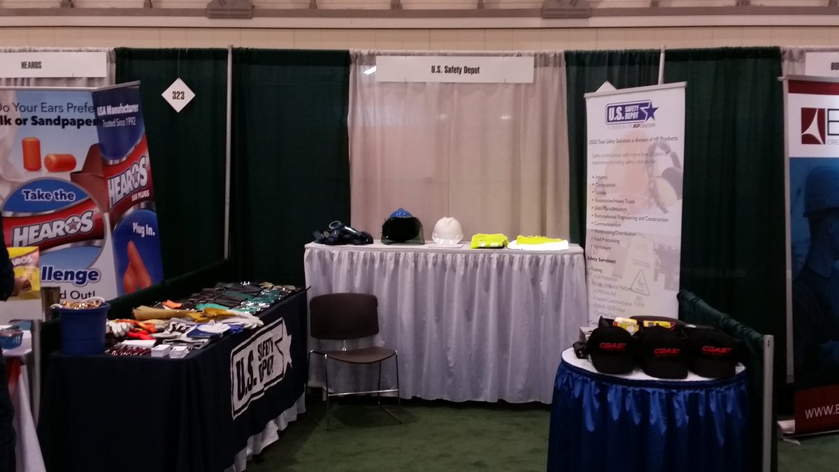 traymac2001's tweet photo. Day 2 at Michigan Safety Conference #hpproducts #ussafetydepot #booth321 #michigansafetyconference https://t.co/lUym4qGsIH