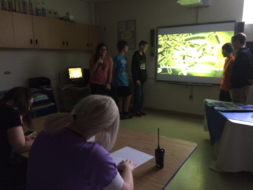 ProjectExtra's tweet photo. It's presentation day in PX! #fmsteach #fpslearn https://t.co/mlLEnXZpgR