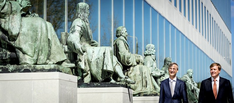 koninklijkhuis's tweet photo. Koning opent nieuw gebouw van de @HogeRaad aan Korte Voorhout in Den Haag #TheHague #peacejustice https://t.co/QwUmRhfJxB