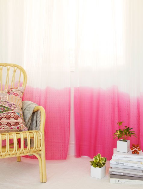 SBatt's tweet photo. A6 @cat_therrien's DIY dip-dye curtains is on the list https://t.co/wIYacYZWNA #ChatWithStyle https://t.co/AF6J17sbOW