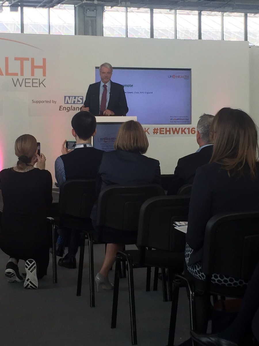 Andy_Kinnear's tweet image. Prof Sir Malcolm Grant beginning his closing keynote at #EHWK16