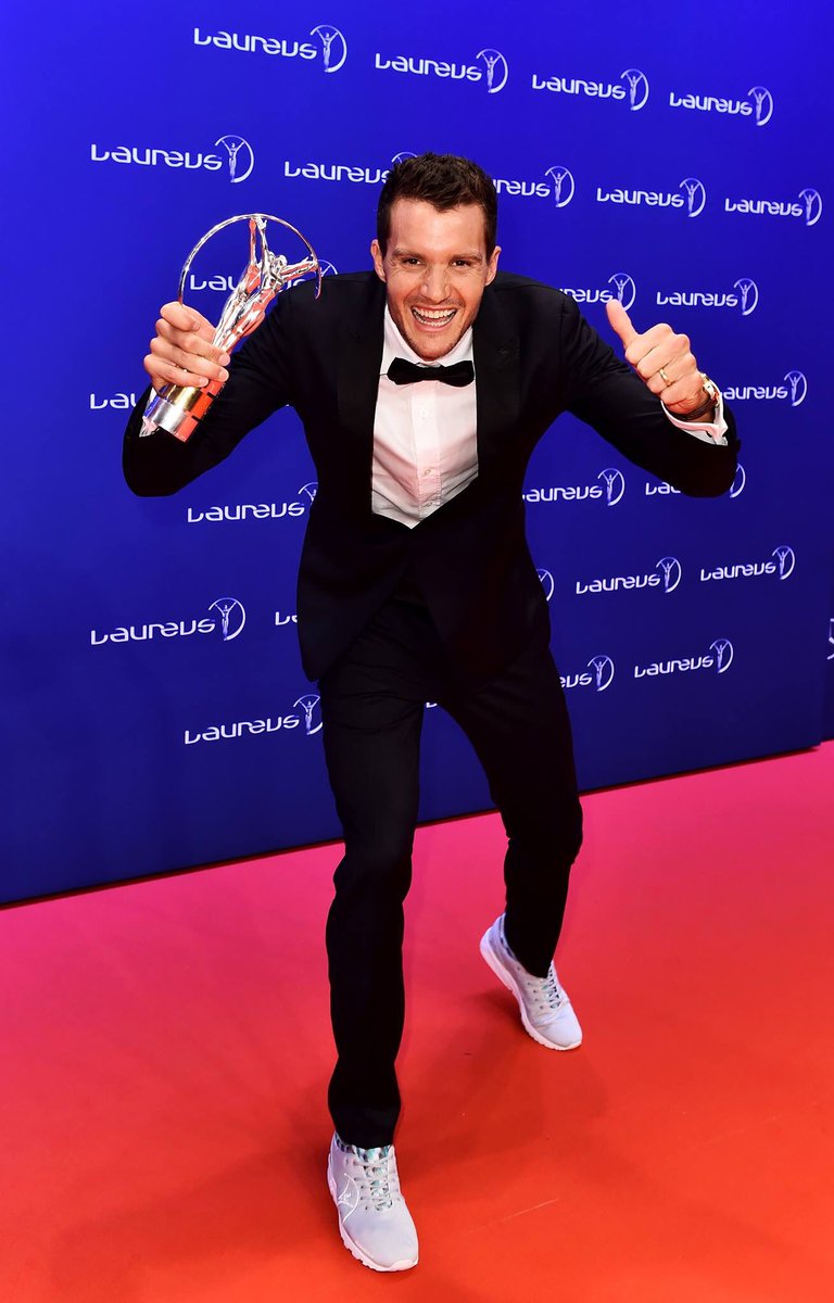 La guinda del pastel! 
Amazing award!
Congrats boss!
But you should say "estic molt agraït" 
Hahaha😉👍🏼
<a href="/janfrodeno/">Jan Frodeno</a>