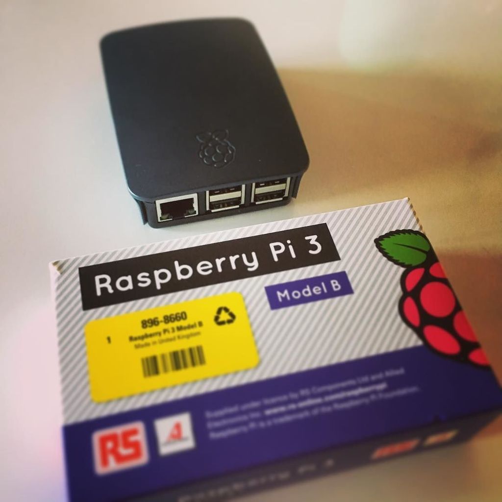 Insta_RaspPi's tweet image. ift.tt/1VjIJjG - New toy 😍 #raspberrypi #rpi3 #raspberrypi3modelb #geek #geeking… ift.tt/1YGVumu