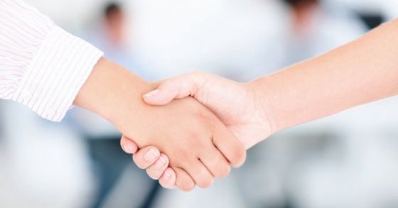 teachers_code's tweet image. Switzerland suspends citizenship process for family of Muslim boys who refused to shake hands with female #teachers