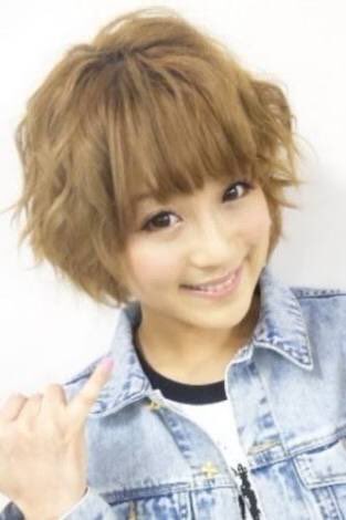 髪の毛すっくないけど パーマあてたい 鈴木奈々の髪型がいいかんじー 要チェックや T Co Chdijip1qc Twitter