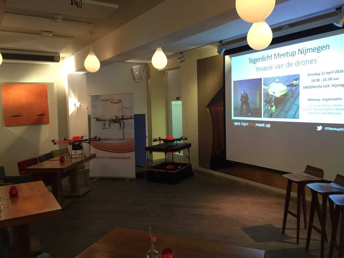 heighttechb's tweet photo. @TMeetup24 @VPROTegenlicht Leuke en interessante discussies over nut en noodzaak over Drone gebruik in Nijmegen https://t.co/rpjwCLhk2H
