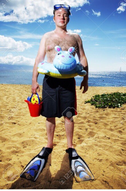 OurCollegeGuide's tweet image. Getting ready for summer break like .. #ourcollegesurvivalguide #beach #dogs #babies #funny