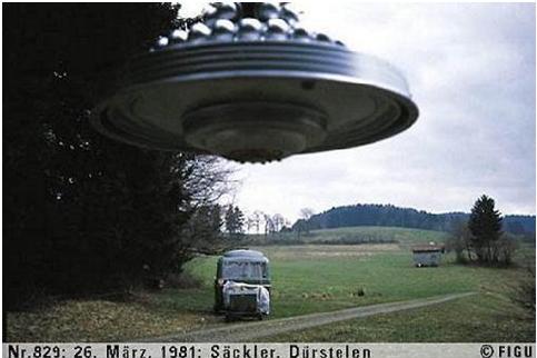 エリア51UFOシリーズ ビリーマイヤー型金属製UFOレーザービーム 就く