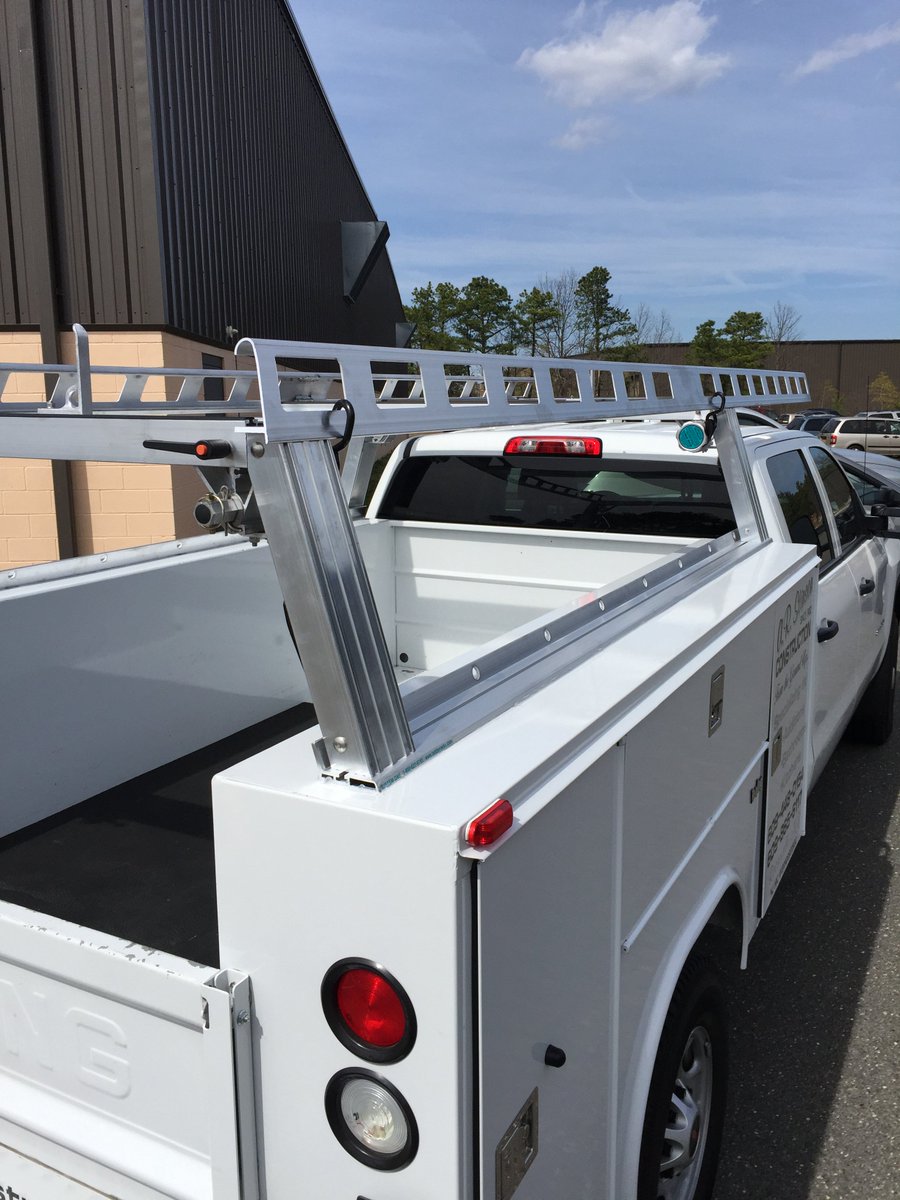 AmericanVan149's tweet photo. #GMC2500HD #ReadingBody Installed with #SystemOneAllAluminum #TruckRack at https://t.co/AEKpJxC7F6 #AmericanVan #USA https://t.co/mthnLJipin