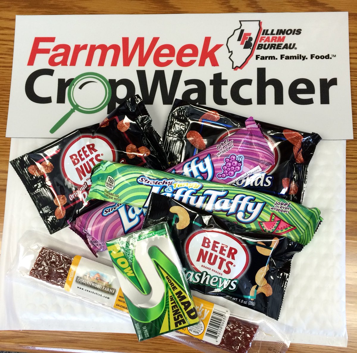 FarmWeekNow's tweet photo. Sending ALL IL #cabsnacks to @ILFarmBureau @FarmWeekNow CropWatchers for #plant16 KS https://t.co/8bZBLnawH0