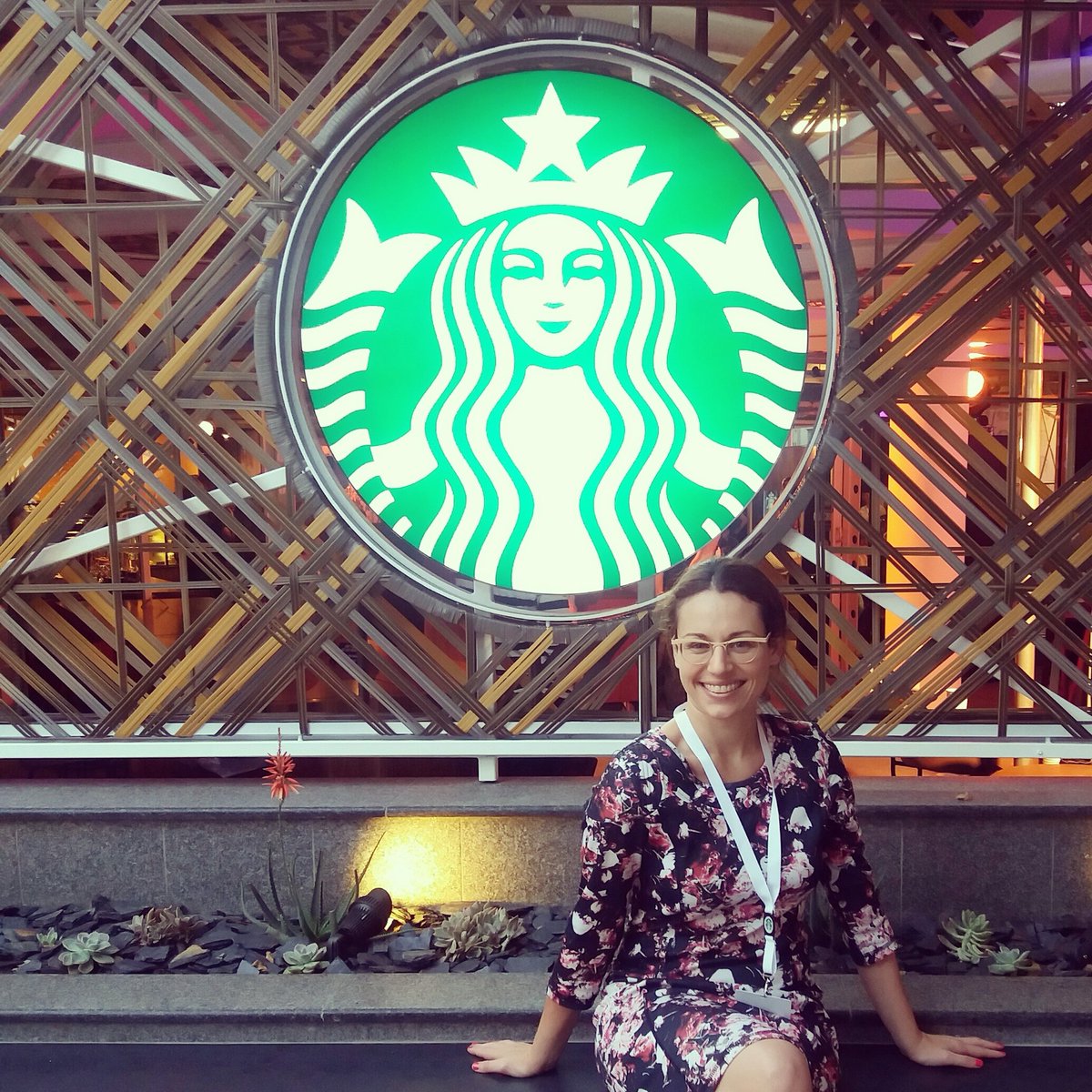 Julia_Rice1's tweet image. So much excitement #MeetMeAtStarbucks #StarbucksSA #VIPpreview  @Starbucks_SA