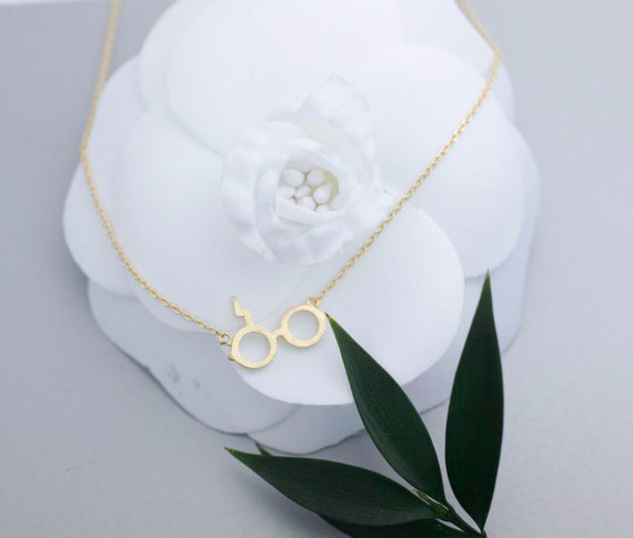 ParainShop's tweet image. #HarryPotter fans, get one of our dedicated goodies while they last! facebook.com/parainshop/ RT If you love Harry!