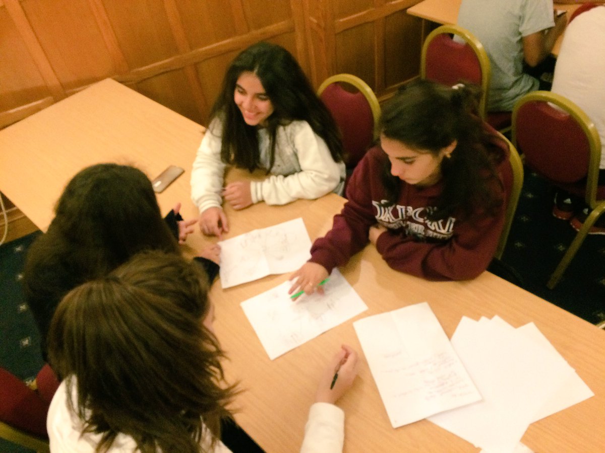 eflschools's tweet photo. Final prep for the presentation tomorrow about the Future of Media. #englishforless #Hastings #educationaltour https://t.co/vqF2ONMI2W