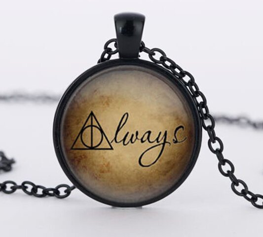 ParainShop's tweet image. #HarryPotter fans, get one of our dedicated goodies while they last! facebook.com/parainshop/ RT If you love Harry!