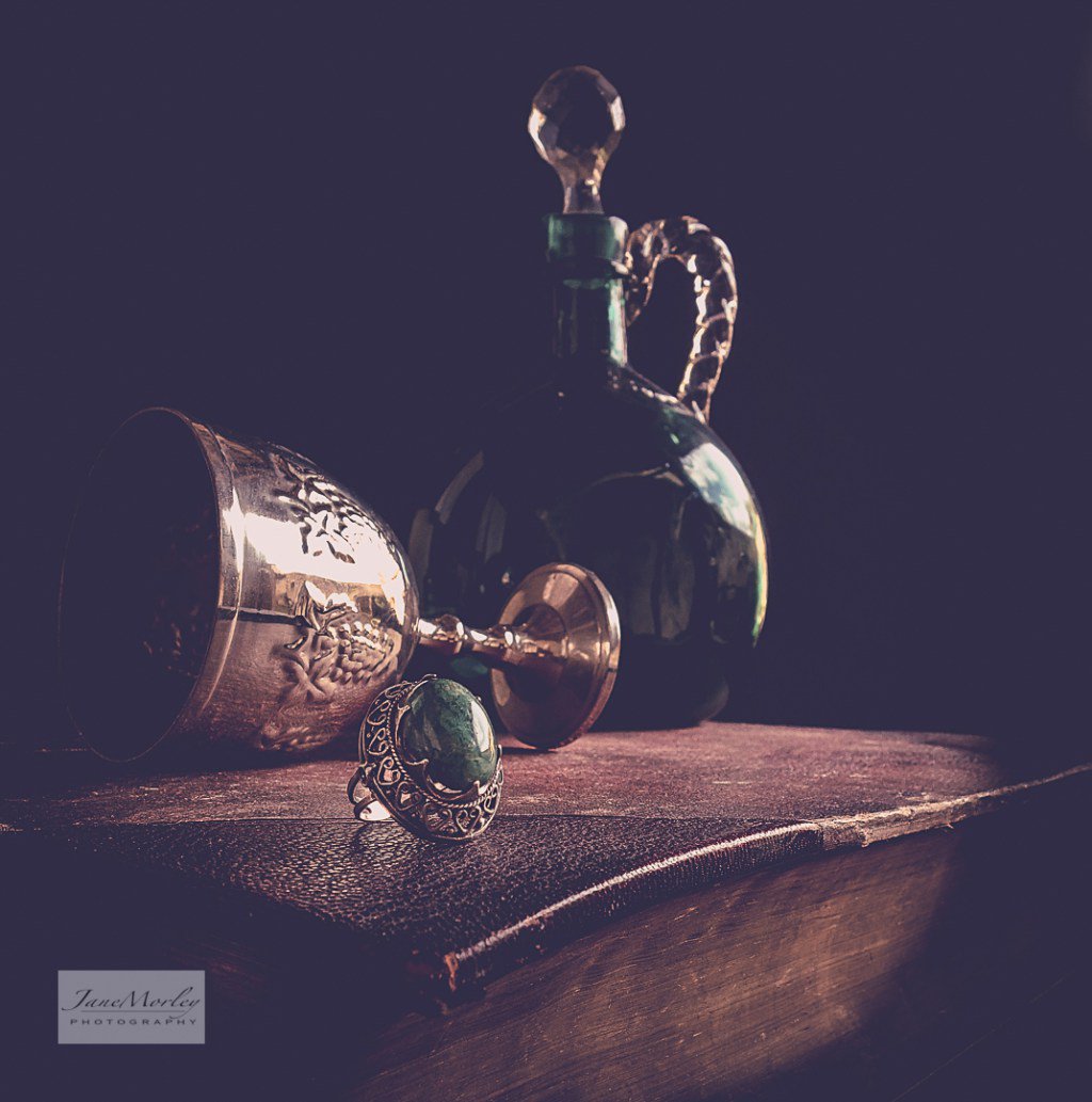 FrenchHillside's tweet photo. Wordless Wednesday – The Poison Ring https://t.co/UjzyZjdGZO https://t.co/R2D2MxmFBT