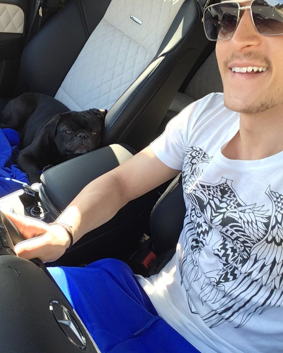 My boy Balboa is assisting me in today's car trip! 😉☺🐶 #dog #codriver #fun