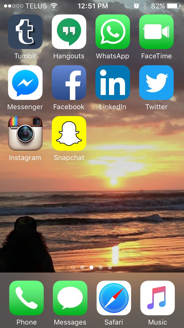 MarjorieReinoso's tweet image. @MoeArora All I see in yours is that you haven't checked my Snap yet... LoL. Ok, here's mine! #NotificationFree