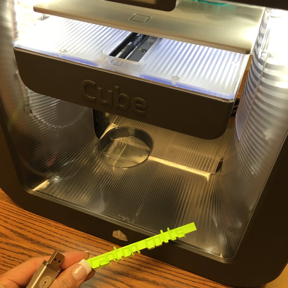 1Wright_Warrior's tweet photo. @cornn_david Left me alone in the makerspace, so I printed a 3D mini puppy! #cube3Dprinter #steam https://t.co/Qa8U9IEX42