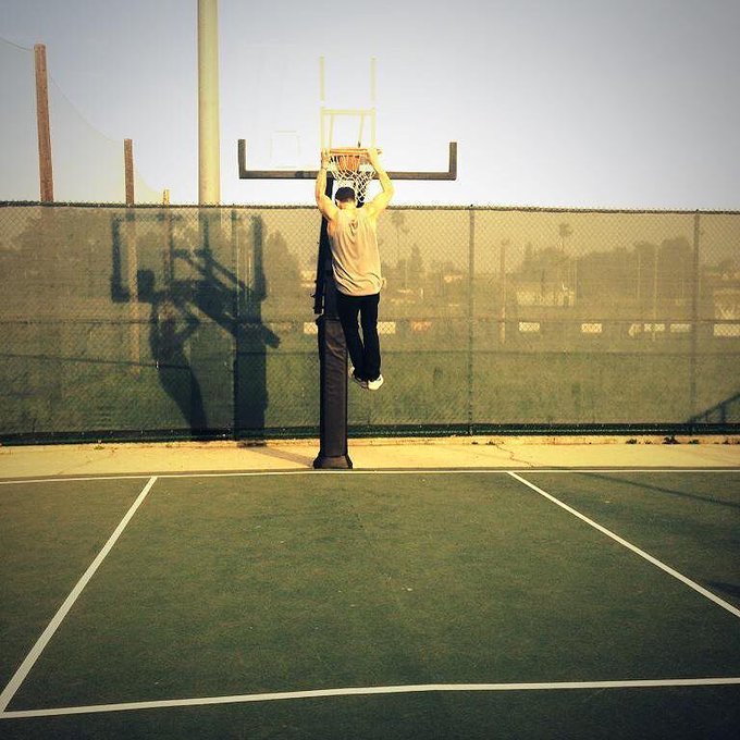 Hangin' around... https://t.co/bllsKhNvfS https://t.co/DgTugnTXmx<a href="/tag/crypto"class="tags"><span>#crypto</span></a><a href="/tag/campuscoinproject"class="tags"><span>#campuscoinproject</span></a><a href="/tag/cryptoforstudents"class="tags"><span>#cryptoforstudents</span></a>