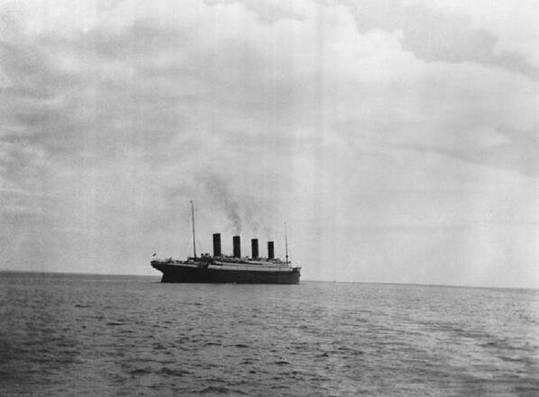CoinWuTang's tweet photo. Esta se cree que es la última fotografía del Titanic antes de hundirse un día como hoy, pero de 1912. https://t.co/2G0tQWOqwE