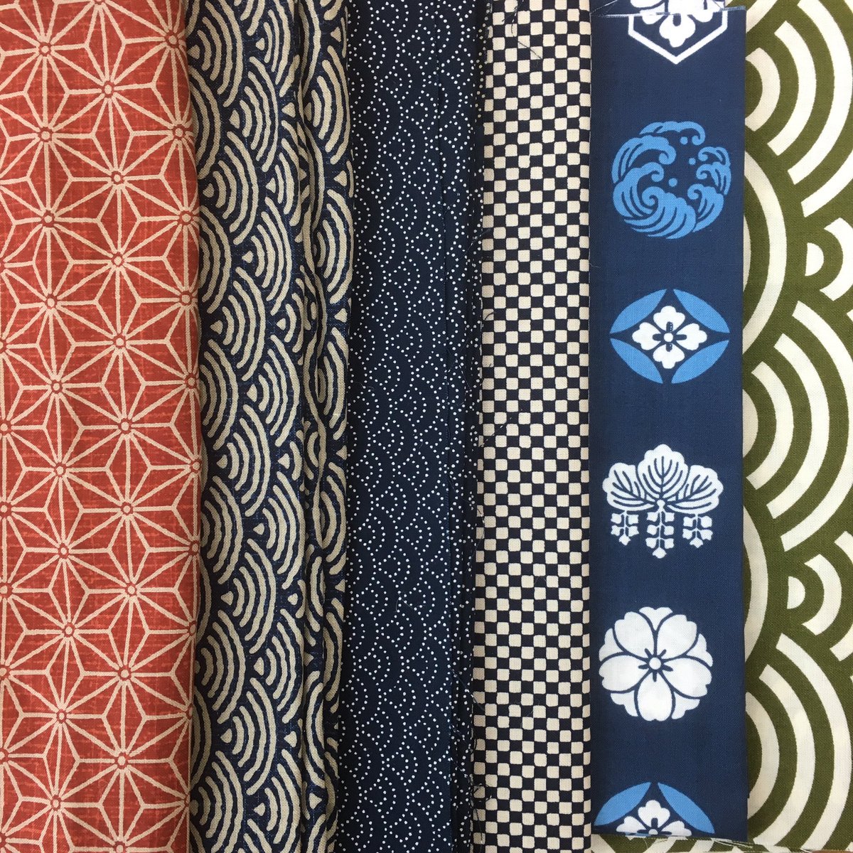 MAFPBathspa's tweet photo. What "pattern" do you speak? #PatternTalk @BathinFashion #BSUartndesign On Friday 22April2016 https://t.co/oVA6wIAd60