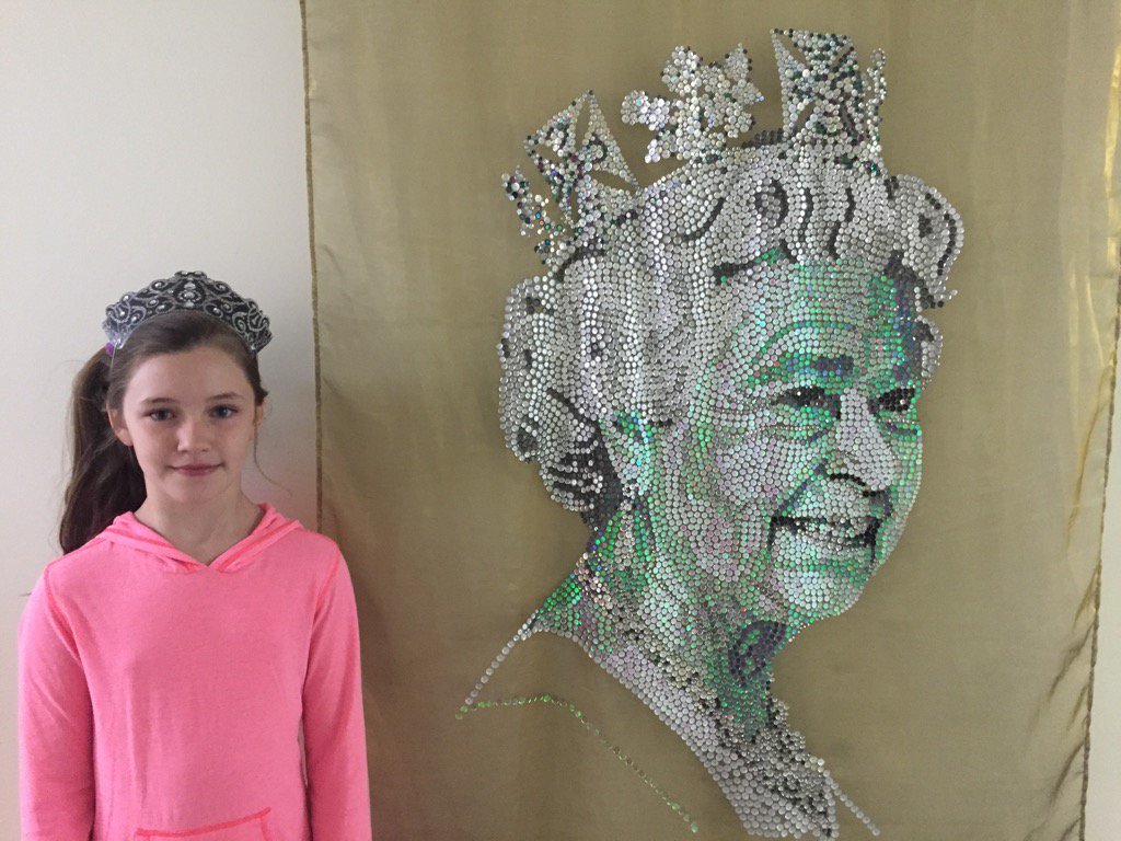 BarboneCyndy's tweet photo. #Queenat90 #HappyBirthdayYourMajesty https://t.co/UDeq3XnRZj