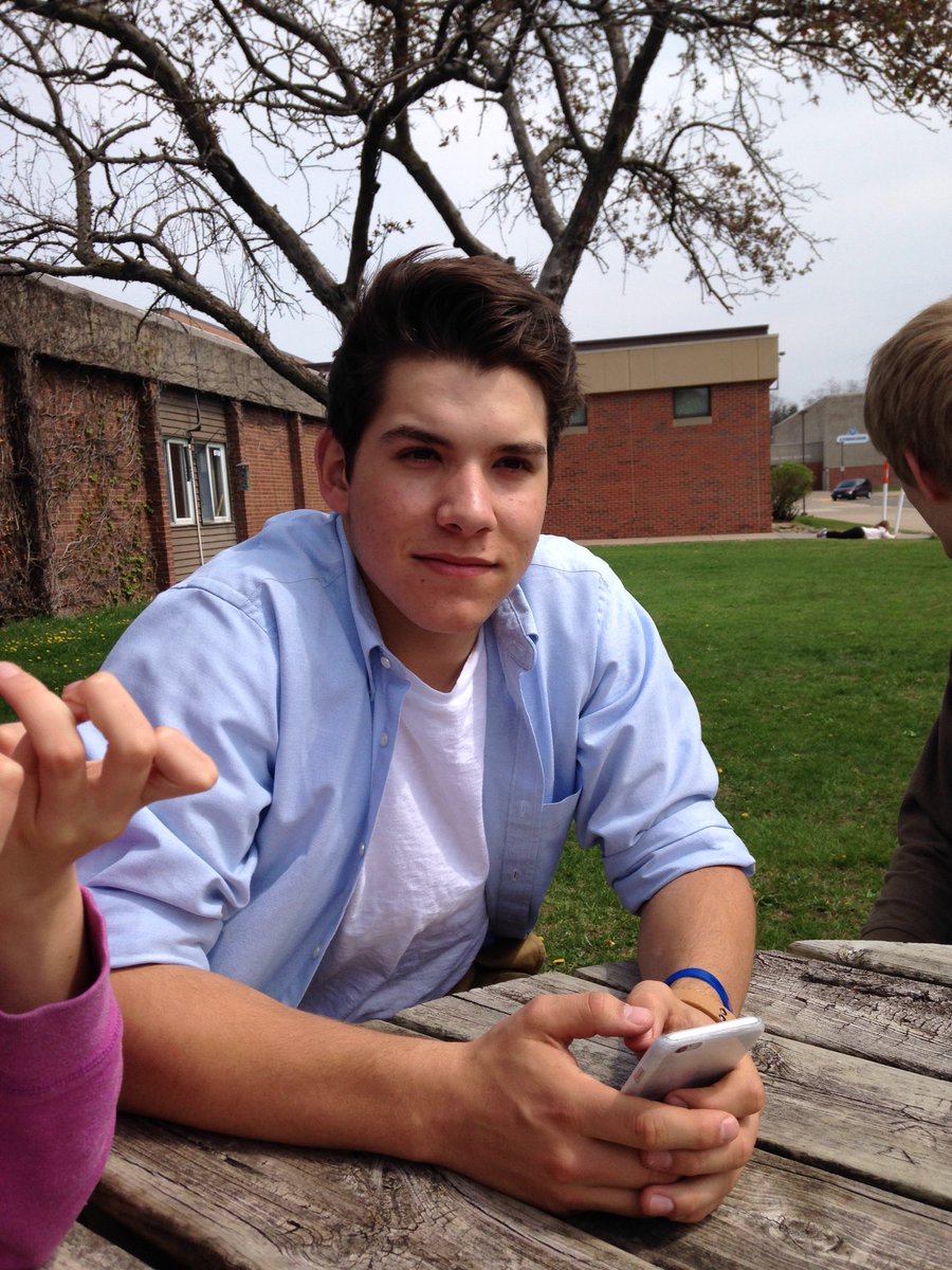 norris_tommyr's tweet image. Devon listening closely during his internet safety class. #twitterSmart #internetsafety #noPredatorsAllowed