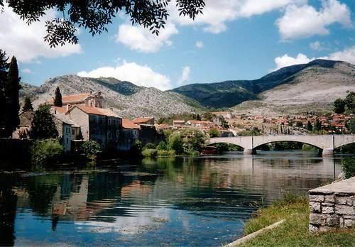 Trebinje şehrini uygun fiyatlarla ziyaret için ercintur.com #bosna #bosnahersek #balkan #balkanlar #gezi