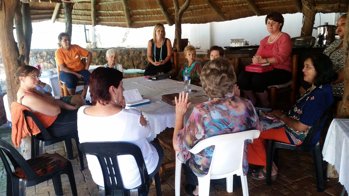 SariHoniball's tweet photo. CRC ladies homecell zone 4 @CRCMain @LombardMare @joubert66 Ps @NyrettaBoshoff @JJJackson75 #crcladies #crcpta https://t.co/jNI5ggUlsw
