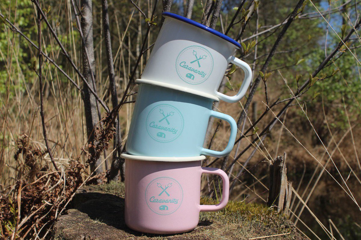 Caravanity's tweet image. Daar zijn ze dan eindelijk... de Caravanity mokken van emaille. Wat vind je ervan? caravanity.nl/shop/