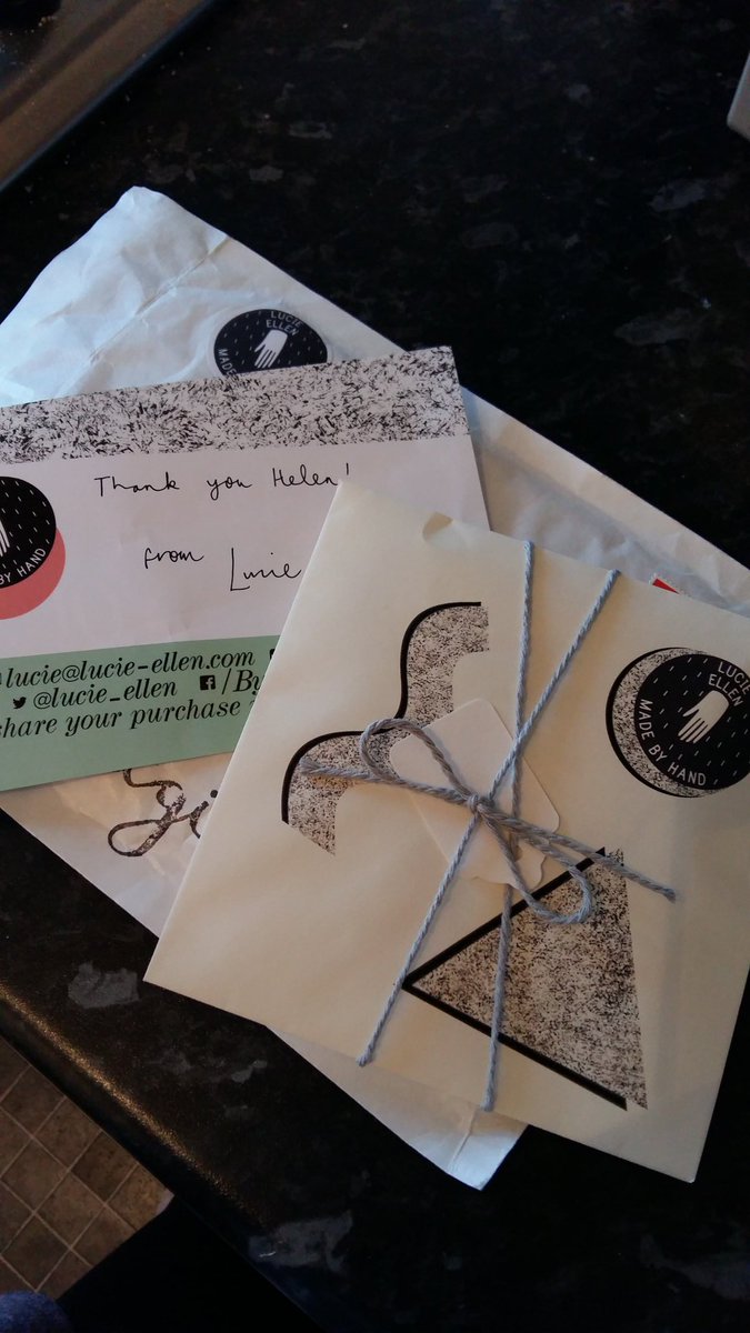 Love non-bill related post. Especially when it looks this pretty. Thank you <a href="/lucie_ellen/">Lucie Beeston</a> #prettyparcels
