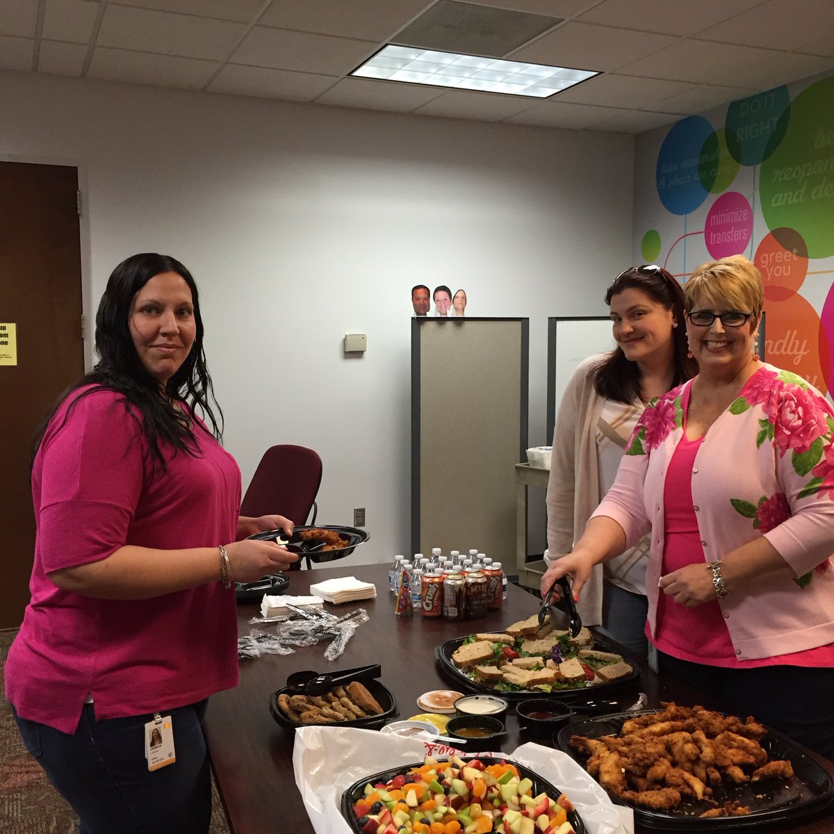 dauntfav's tweet photo. Rock Stars at Harrisburg's 1Q Perfect Presence lunch!!! @HARRISBURG_CC @jackwright2020 https://t.co/lrcuSGyMyF