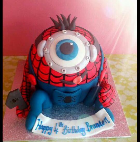 A few large cupcake creations of ours 😃