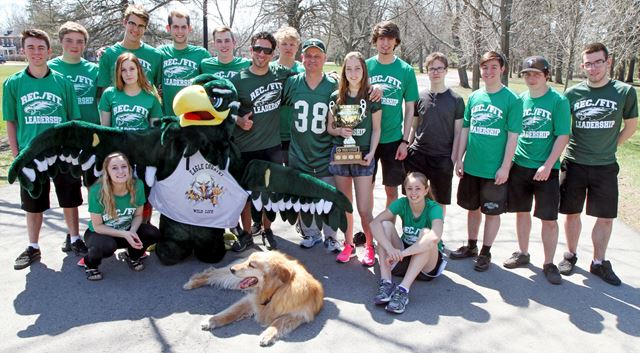 SJCEagles's tweet image. Thanks to @seanard @brantnews for great story about the coveted @RotaryClassic Cup. brantnews.com/news-story/650…