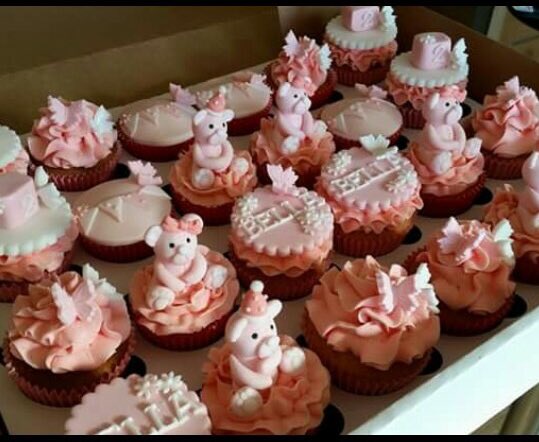 Some novelty cupcakes 😃