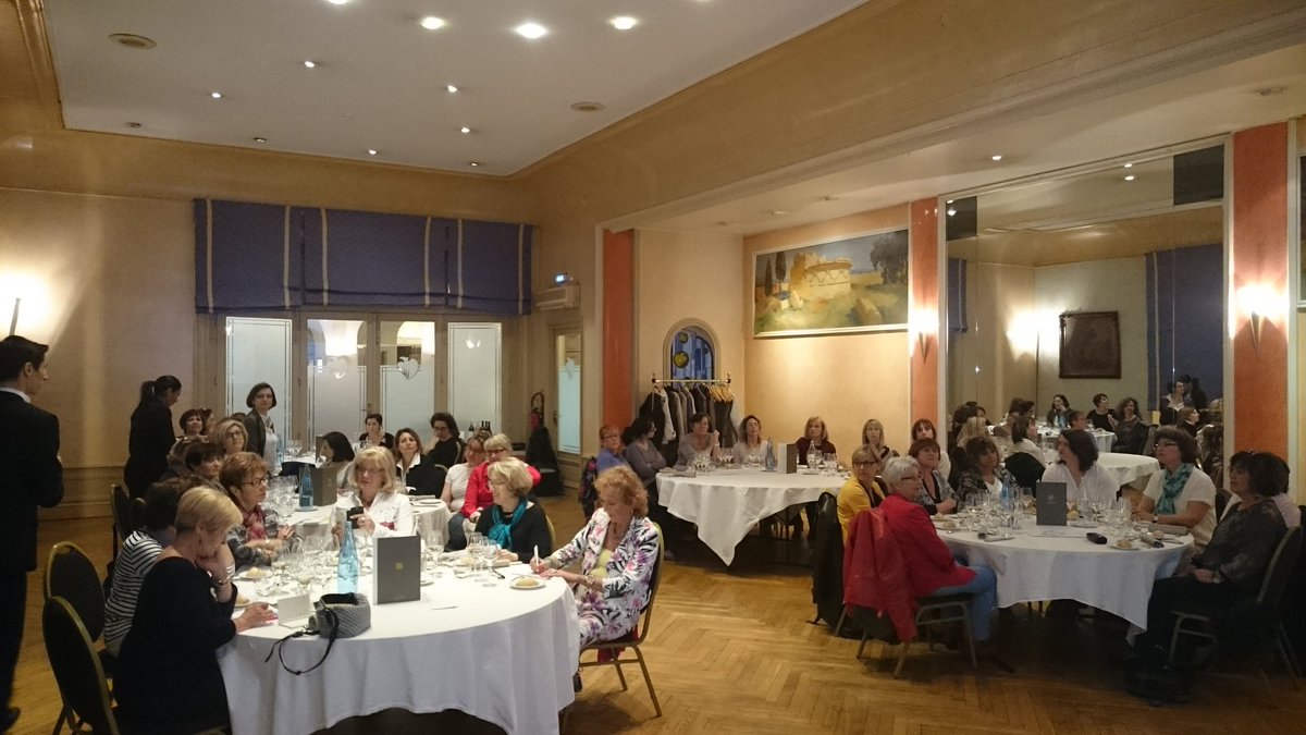 levinaucoeurdes's tweet photo. #lesbellesrencontresduvin#chateausaintcyrgues#saintgilles# https://t.co/FMo0EMUaC6